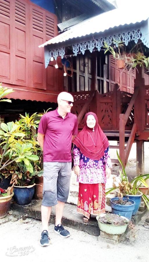 Homestay Teratak Kayu Kota Aur Kepala Batas  Luaran gambar