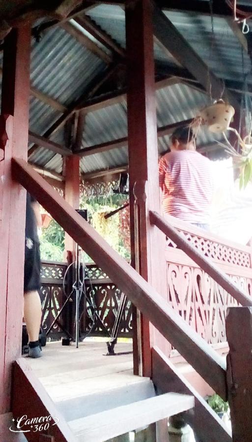 Homestay Teratak Kayu Kota Aur Kepala Batas  Luaran gambar